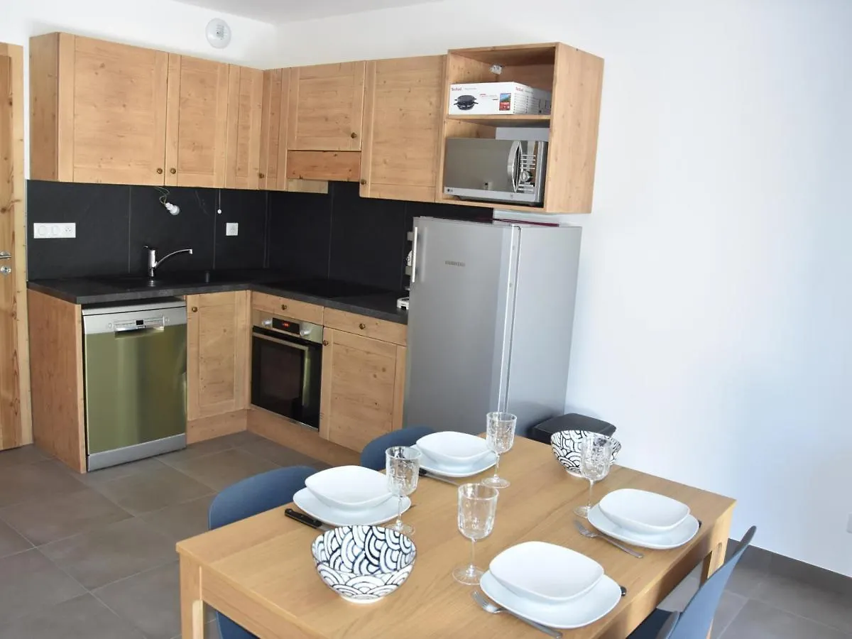 Appartement Moderne Avec Grande Terrasse, Proche Telepherique Et Centre Aqualudique A Pralognan-La-Vanoise - Fr-1-464-208